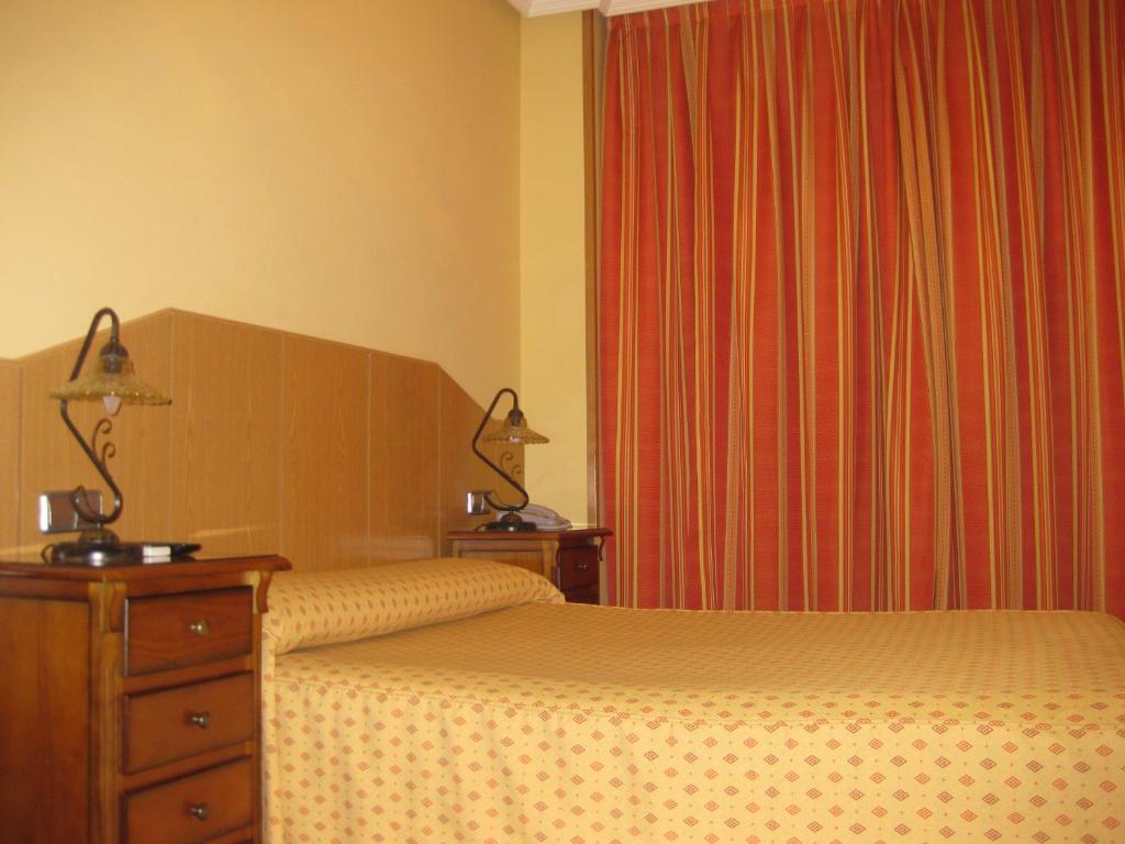 Hostal Maria Ronda Madrid Kültér fotó